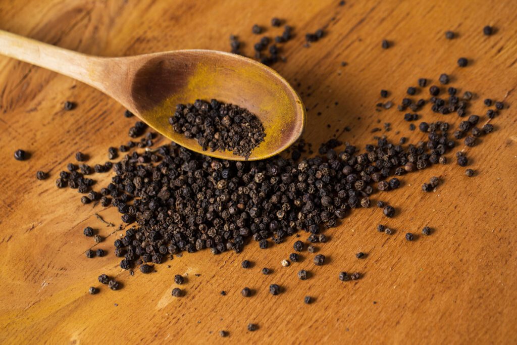 Top 15 Health Benefits of Black Pepper